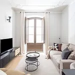 Premium 1 - 2 Bedroom Design Near Merce Square Barcelone