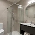 Premium 1 - 2 Bedroom Design Near Merce Square *