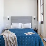 Premium 1 - 2 Bedroom Design Near Merce Square * Barcelone