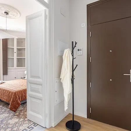 Apartament Premium 1 - 2 Bedroom Design Near Merce Square *