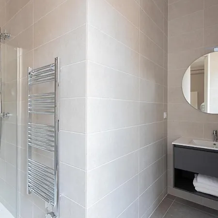 Premium 1 - 2 Bedroom Design Near Merce Square * Barcelona