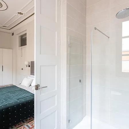Apartament Premium 1 - 2 Bedroom Design Near Merce Square *