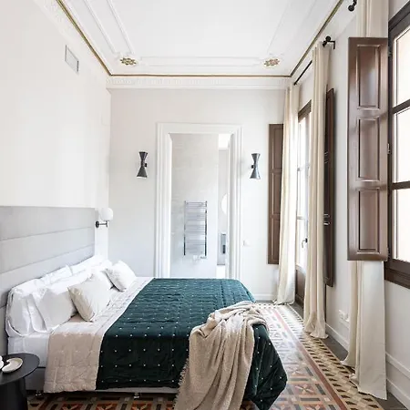 Premium 1 - 2 Bedroom Design Near Merce Square Apartament Barcelona